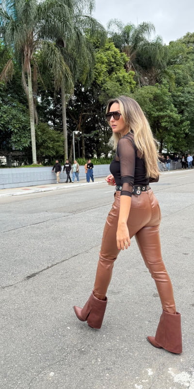 Calça Resinada Samantha 