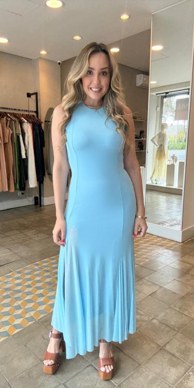 Vestido Tule com Fenda 