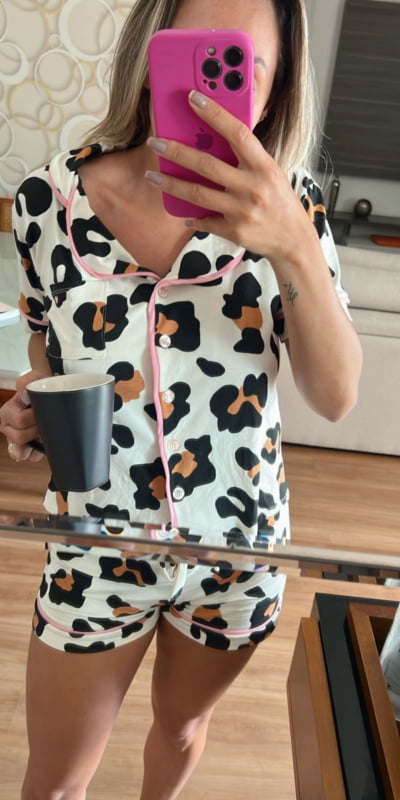 Pijama Americano com Botões Short e Camisa