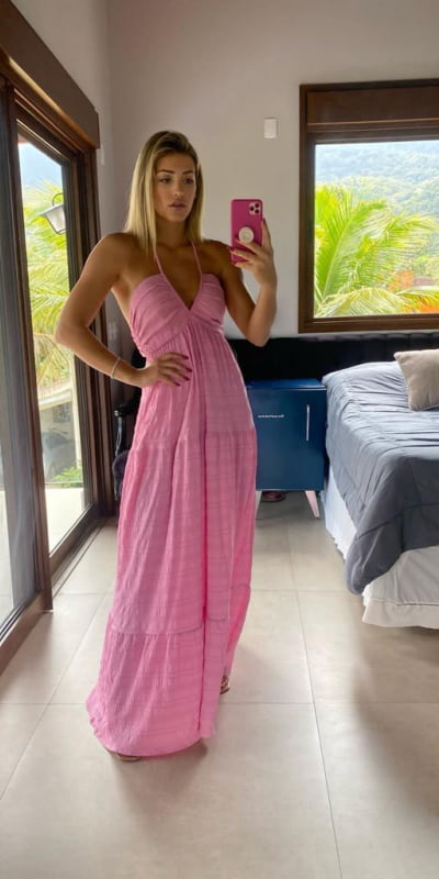 Vestido Longo com Decote Profundo Rosa